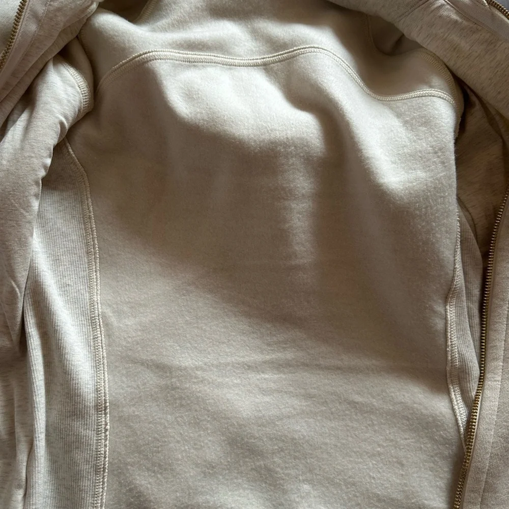 Lululemon Scuba Full Zip Hoodie - Picture 5 of 5